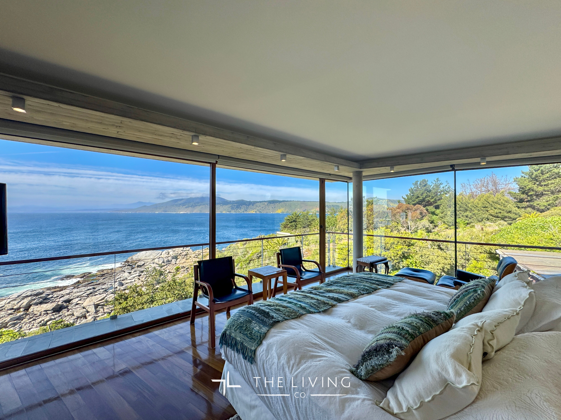 Luxury house in Zapallar – Ocean view, pool and smart home
